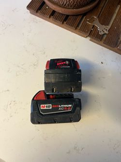 Milwaukee m18 baterías 🔋 5.0ah las dos por $90 firme precio