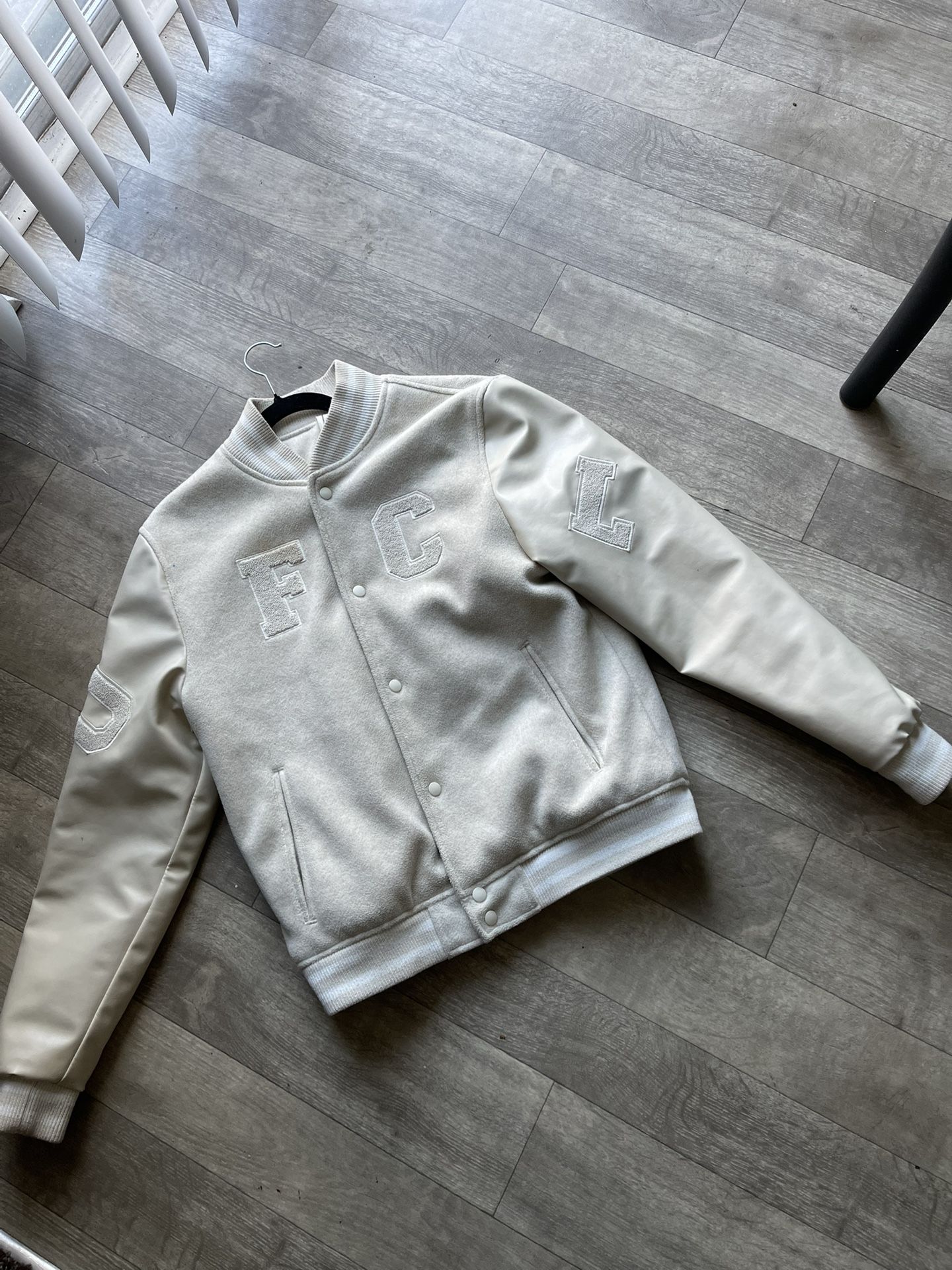 Mens Medium Varsity Jacket