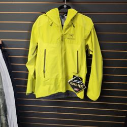 Arćteryx Gore-Tex Jacket