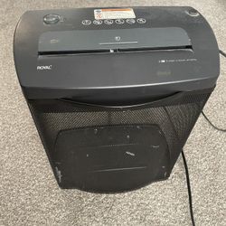 Royal Paper Shredder 
