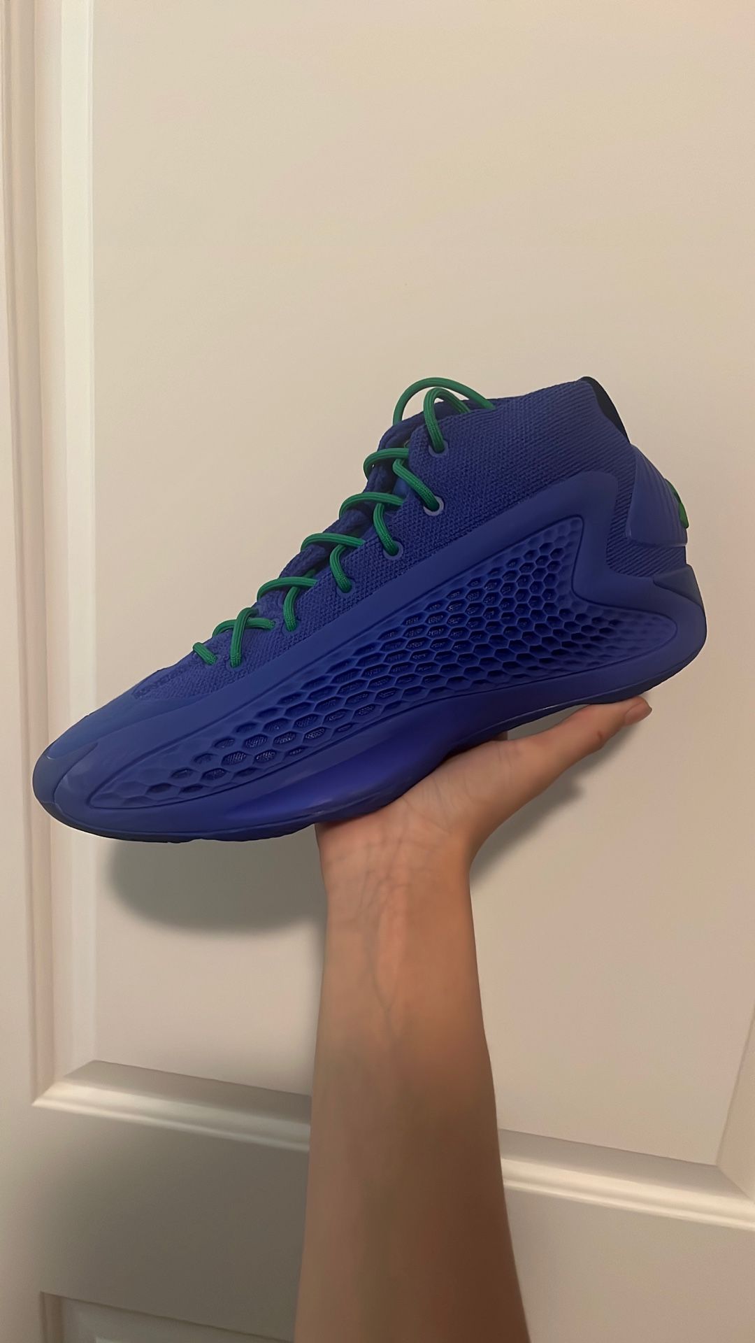 AE 1’s Velocity Blue