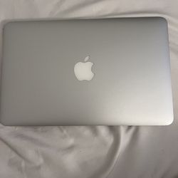 Laptops MacBook 1.86  GHz Intel Core 2