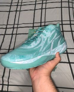 Jade Melos