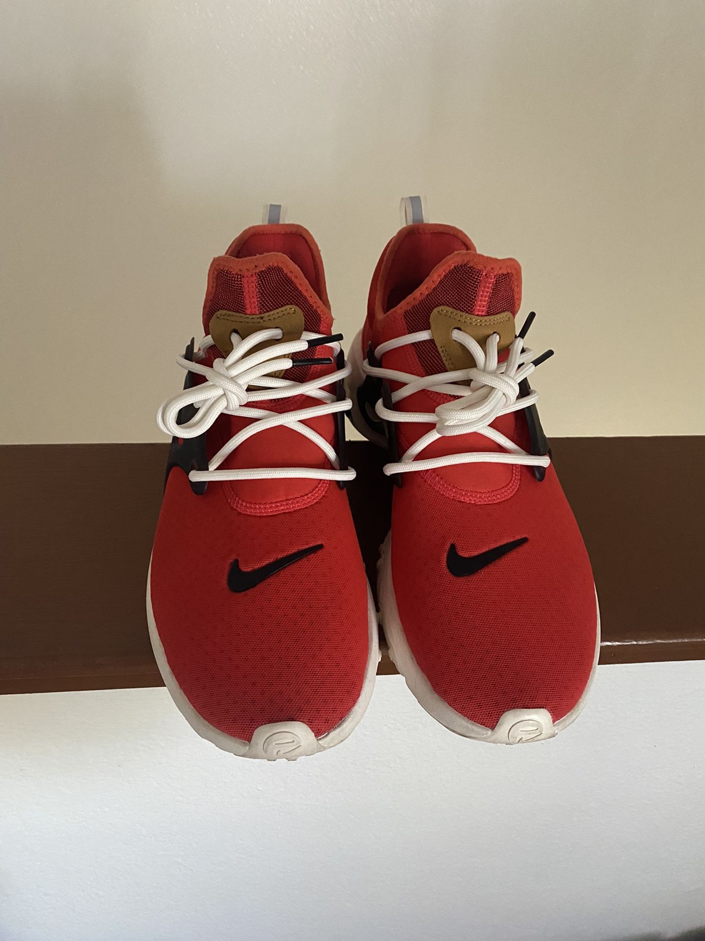 Nike react presto tomato tornado 2025