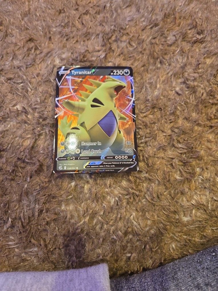 Rare Pokémon Card Tyranitar V