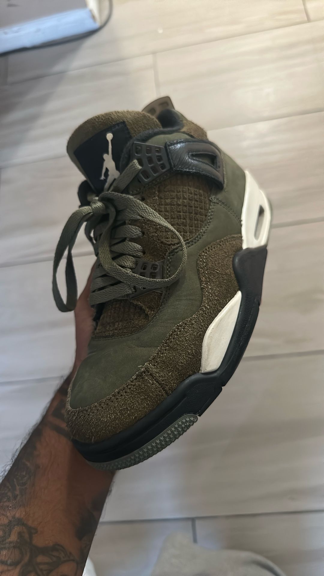 Size 7.5 Asking For 200$