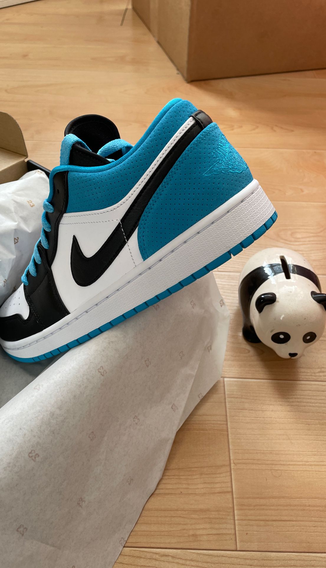 NIKE AIR JORDAN LOW SE SZ LASER BLUES DS