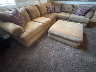 Brown Oversized Sectional Couch + Matching Ottoman – Smoke-Free Home