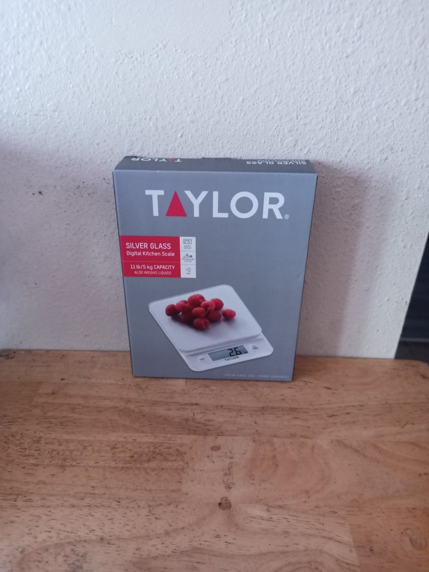 TAYLOR   SILVER GLASS. Digital Kitchen Scale 