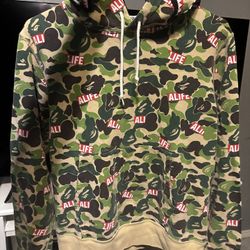 RARE BAPE x ALIFE Camo Shark Hoodie Pullover Sweatshirt Size M