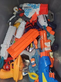 NERF GUNS  LOT - 2