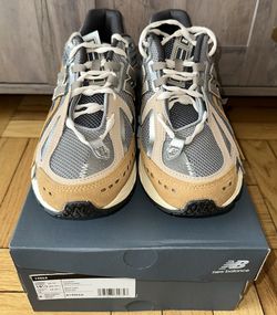 Brand New Men’s New Balance Grey and Cream Sneakers Size 10.5 US (U1906AA)