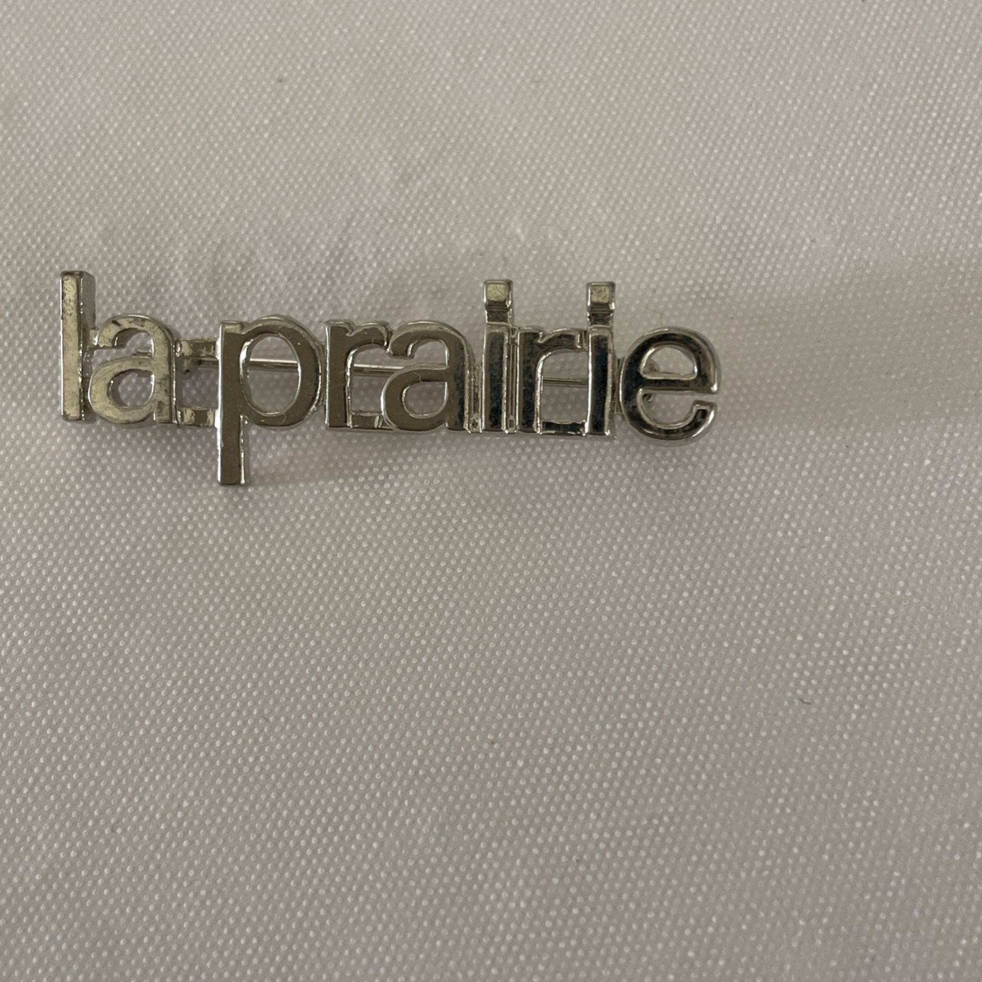 La Prairie Pin Jewelry 