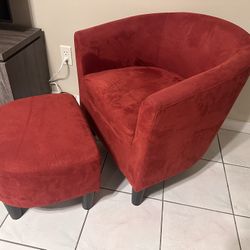 Barrel Accent Chair with Ottoman