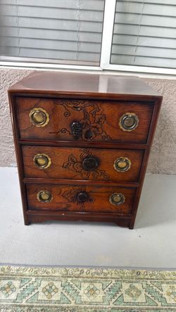 Small dresser-end table