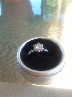 Size 8 White gold plated over Sterling silver