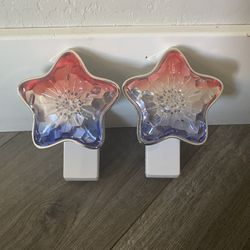 2 Bath And Body Works Plug In Warmers 