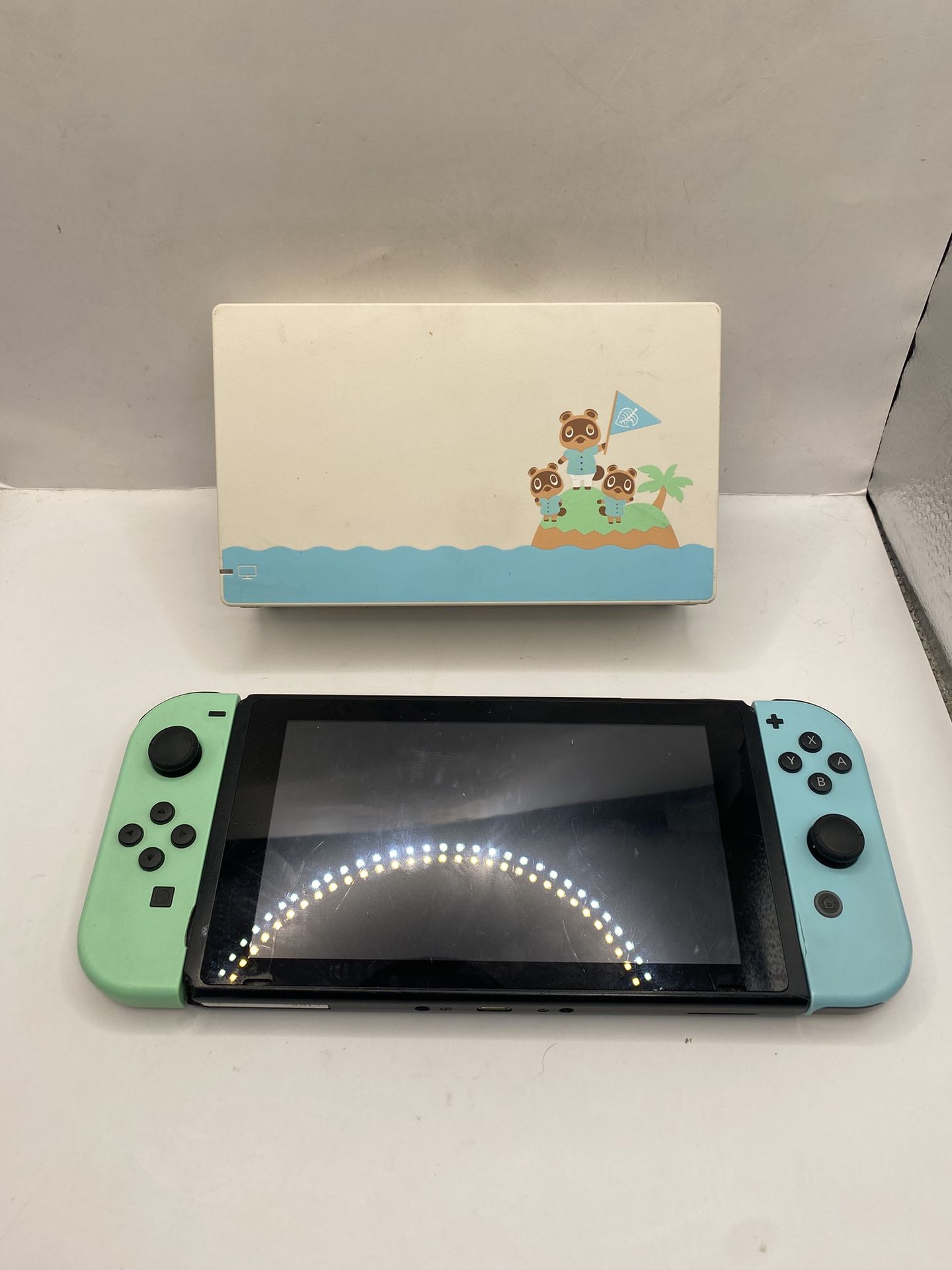 Nintendo Switch Animal Crossing: New Horizon Special Edition Console