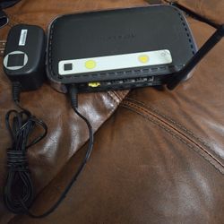 NETGEAR RangeMax Wireless Router (WNR1000-100NAS (G54/N150))