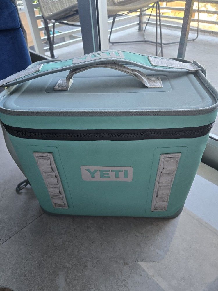 Yeti 18 Cooler