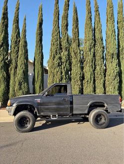 1989 Mazda B-Series Pickup