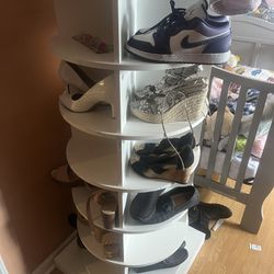 Rotating Shoe Shelf 