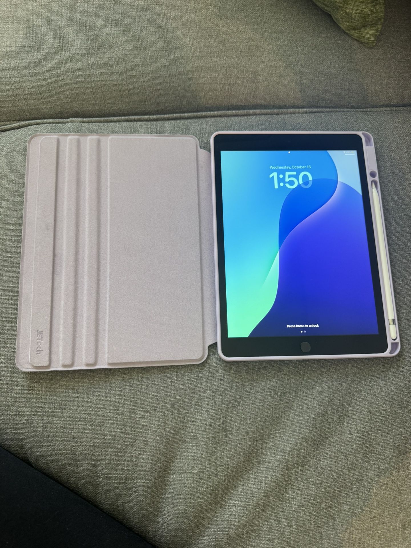 iPad 9th Generation (64 GB)
