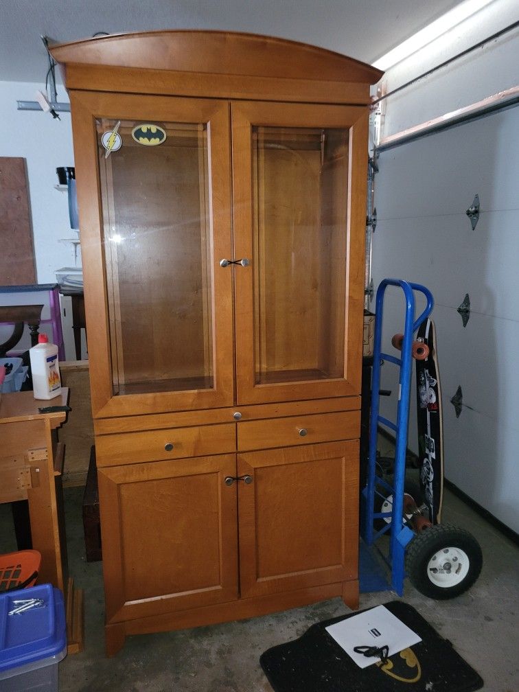 Really nice China hutch