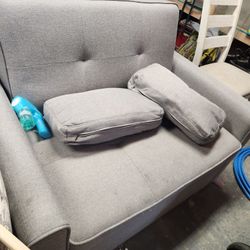 Oversize Chair..Pulls out to Bed 