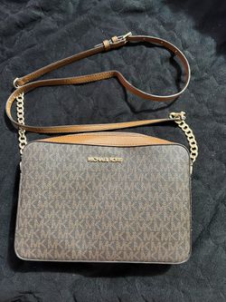 Michael Kors Bag / Crossbody Purse