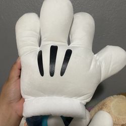 Mickey Mouse Hands 