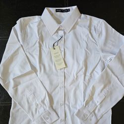 Women's White Dress Shirt Sz Medium  NEW