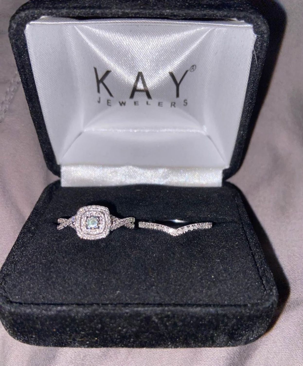 $1500 Ring Comes With Documents For It And Warranty