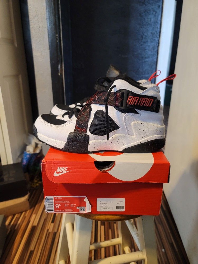 Nike Air Raid Great Cond Sz $75