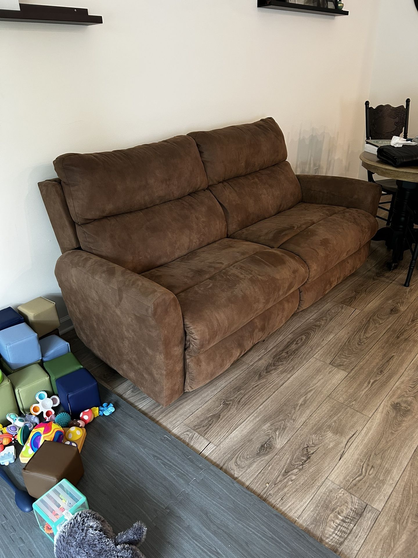 Brown “Catnapper” Reclining Loveseat