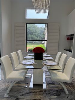 Dining Table & Six Chairs