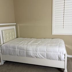 White Modern LED light TWIN BED