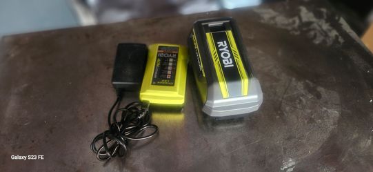 Ryobi Kit de batería y cargador de 40 V Juego de baterías de iones de litio de 4.0 Ah OEM