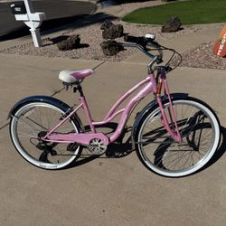 Schwinn Ladies Roxie Pink Bike 26 inch