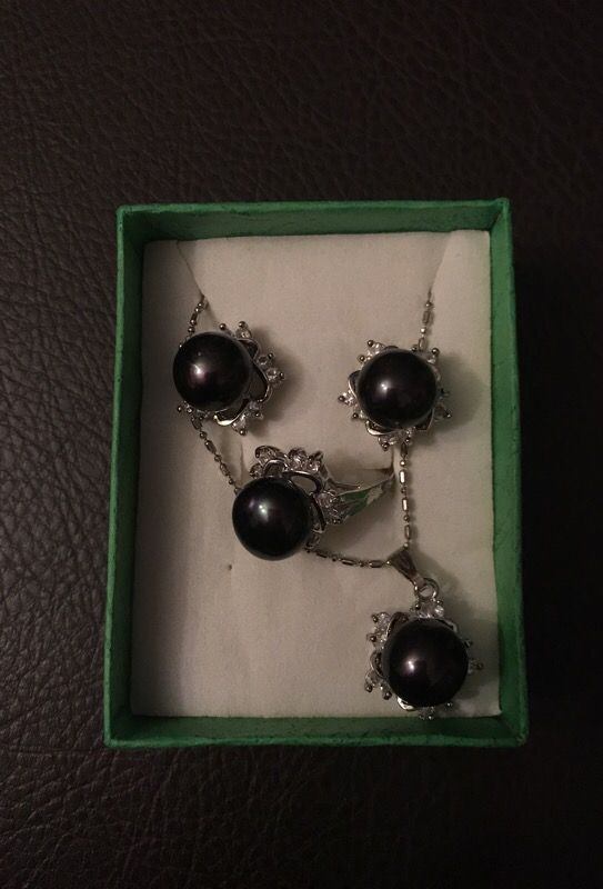 Fresh water black pearl from the orient