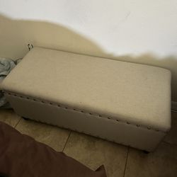 Hutch- Beige/ Vanilla 