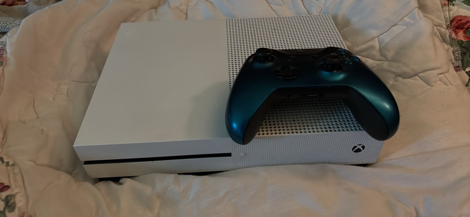 Xbox One S