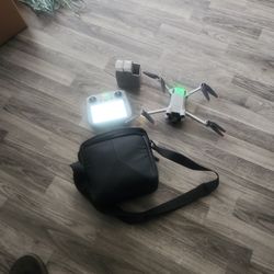 DJI MINI 3 PRO.COMBO..LIKE NEW...JUST UPGRADE FOR A MINI4 PRO..