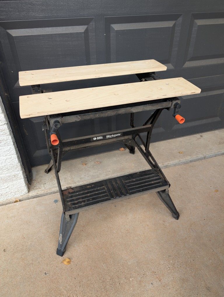 Black And Decker Workmate. Clamping Work Table.