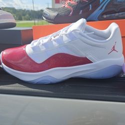 Brand new Jordan 11 low zise 12 