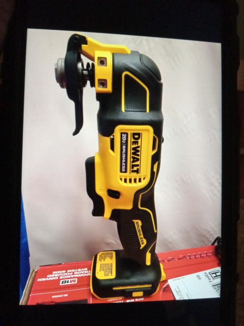 Dewalt Atomic Multi Tool