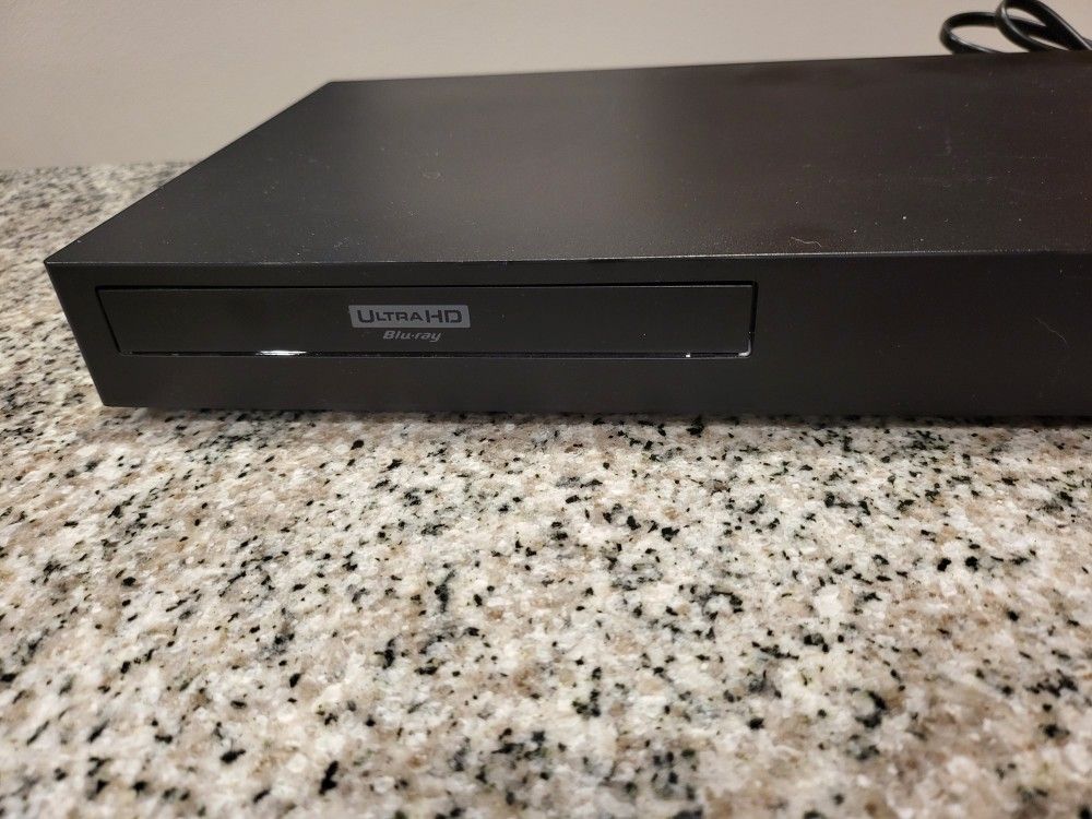 π¬ LG 4K Ultra HD Blu-ray Disc Player (Model UBK80) π¬