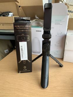 Selfie Stick Tripod with Bluetooth