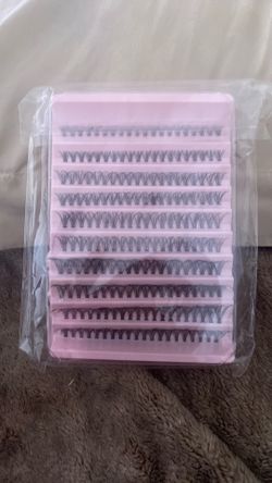 Eye lash clusters