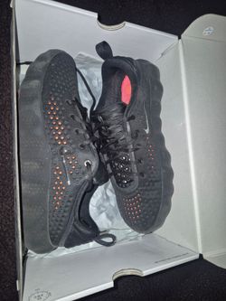 Nike mind 001  and 002 size 9m 150 each or 250 for both